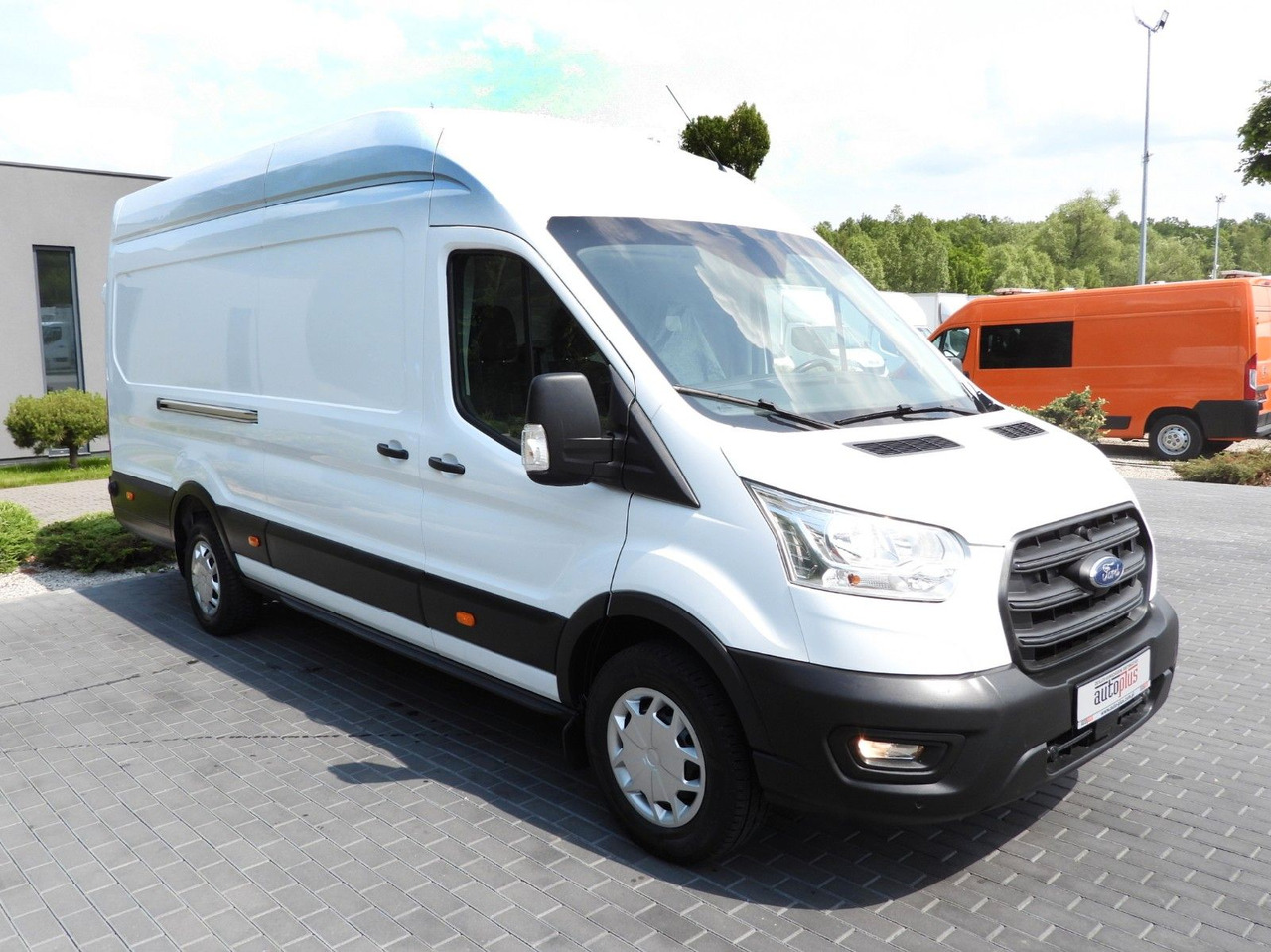 Ford TRANSIT KASTENWAGEN TEMPOMAT LED LEUCHTEN - Krovininis mikroautobusas: foto 4 Ford TRANSIT KASTENWAGEN TEMPOMAT LED LEUCHTEN - Krovininis mikroautobusas: foto 4