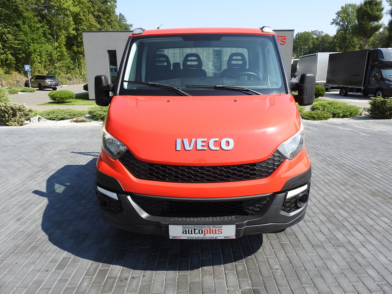 IVECO DAILY 35C13 TIPPER CRUISE CONTROL AIR CONDITIONING TWIN WHEELS 130HP - Mažas savivartis: foto 5 IVECO DAILY 35C13 TIPPER CRUISE CONTROL AIR CONDITIONING TWIN WHEELS 130HP - Mažas savivartis: foto 5