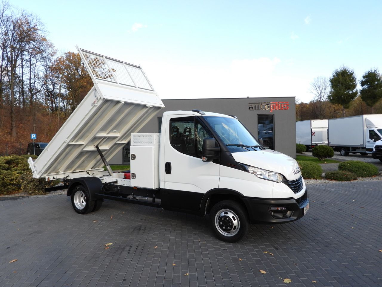 IVECO DAILY 35C16 TIPPER CRUISE CONTROL TWIN WHEELS AIR CONDITIONING 160HP - Mažas savivartis: foto 1 IVECO DAILY 35C16 TIPPER CRUISE CONTROL TWIN WHEELS AIR CONDITIONING 160HP - Mažas savivartis: foto 1