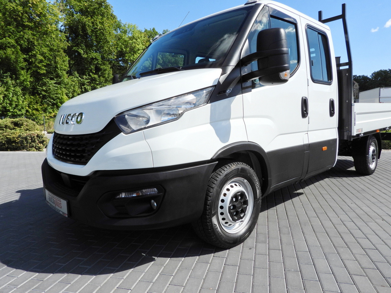 IVECO DAILY 35S14 STAKE BODY DOUBLE CABIN DOKA 7 SEATS CRUISE CONTROL AIR CONDITIONING 135HP lizingą IVECO DAILY 35S14 STAKE BODY DOUBLE CABIN DOKA 7 SEATS CRUISE CONTROL AIR CONDITIONING 135HP: foto 19 IVECO DAILY 35S14 STAKE BODY DOUBLE CABIN DOKA 7 SEATS CRUISE CONTROL AIR CONDITIONING 135HP lizingą IVECO DAILY 35S14 STAKE BODY DOUBLE CABIN DOKA 7 SEATS CRUISE CONTROL AIR CONDITIONING 135HP: foto 19
