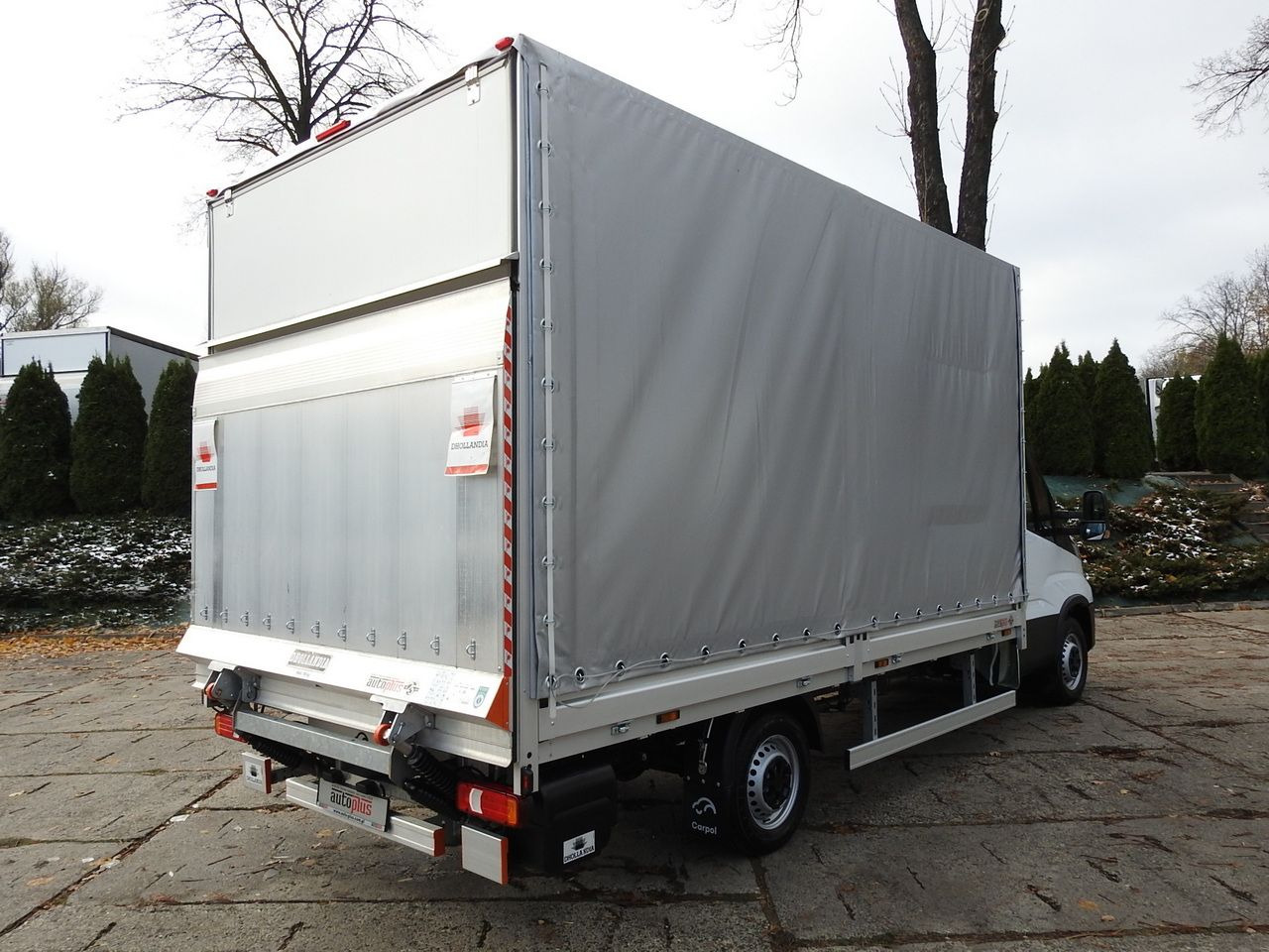 IVECO DAILY 35S16 NEW TARPAULIN LIFT 8 PALLETS CRUISE CONTROL AIR CONDITIONING 160HP - Tentinis mikroautobusas: foto 3 IVECO DAILY 35S16 NEW TARPAULIN LIFT 8 PALLETS CRUISE CONTROL AIR CONDITIONING 160HP - Tentinis mikroautobusas: foto 3