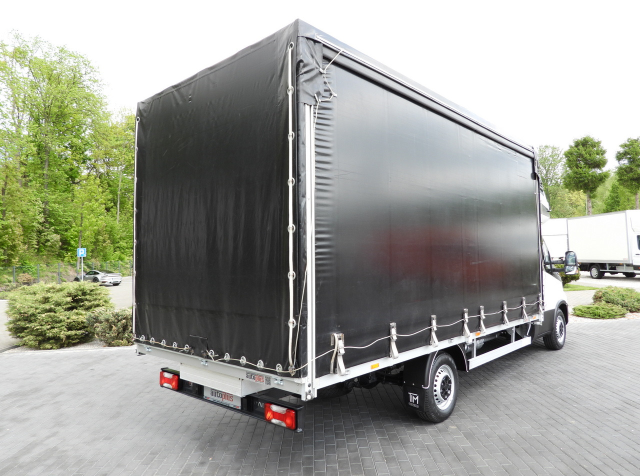 IVECO DAILY  35S18 TARPAULIN 10 PALLETS WEBASTO CRUISE CONTROL AIR CONDITIONING  180HP - Tentinis mikroautobusas: foto 3 IVECO DAILY  35S18 TARPAULIN 10 PALLETS WEBASTO CRUISE CONTROL AIR CONDITIONING  180HP - Tentinis mikroautobusas: foto 3