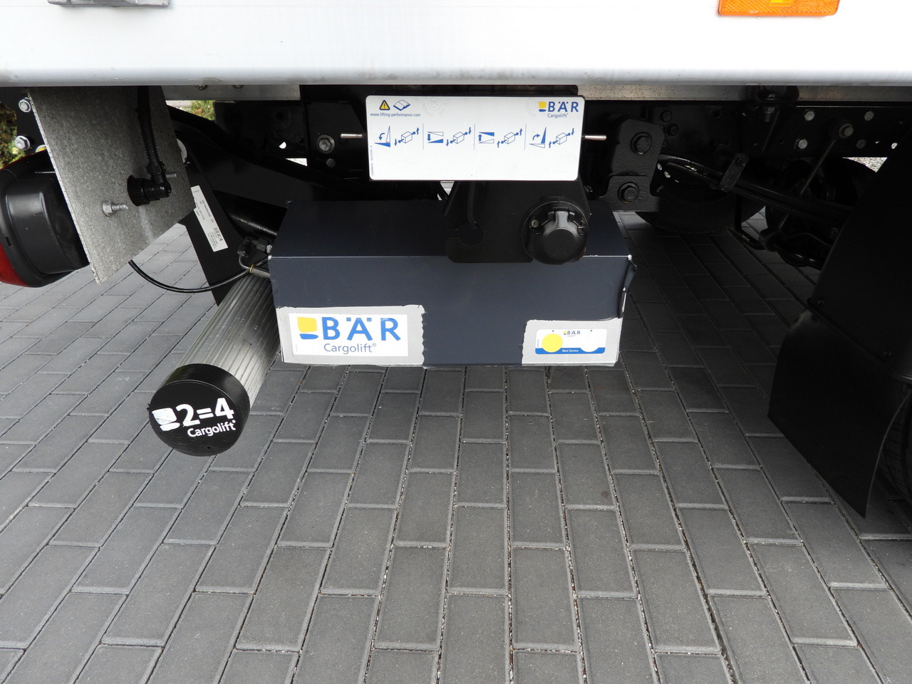 Tentinis mikroautobusas IVECO DAILY 35S18 TARPAULIN LIFT 8 PALLETS WEBASTO CRUISE CONTROL AIR CONDITIONING  180HP: foto 28 Tentinis mikroautobusas IVECO DAILY 35S18 TARPAULIN LIFT 8 PALLETS WEBASTO CRUISE CONTROL AIR CONDITIONING  180HP: foto 28