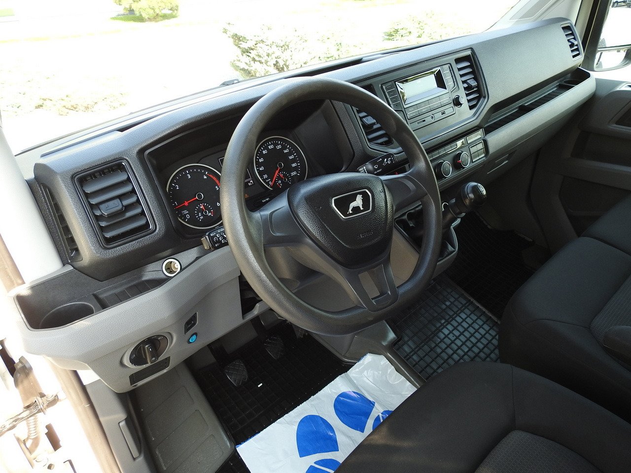 MAN TGE TARPAULIN 10 PALLETS AIR CONDITIONING 180HP - Tentinis mikroautobusas: foto 2 MAN TGE TARPAULIN 10 PALLETS AIR CONDITIONING 180HP - Tentinis mikroautobusas: foto 2