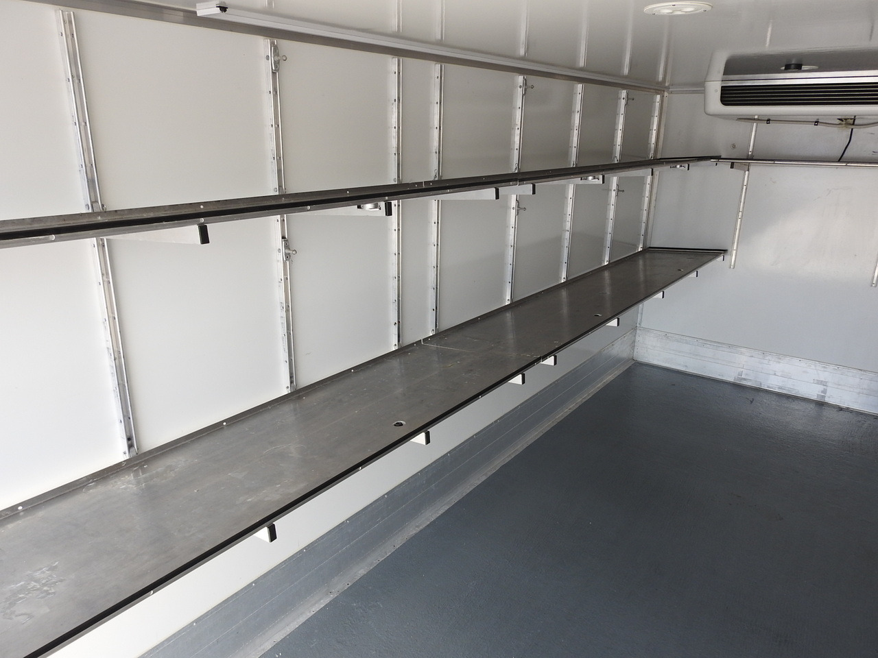 Refrižeratorius sunkvežimis MAN TGL 10.180 REGRIGERATOR BOX -20*C 11 PALLETS POWER SUPPLY 230V AIR CONDITIONING PNEUMATICS TWIN WHEELS  180HP: foto 27