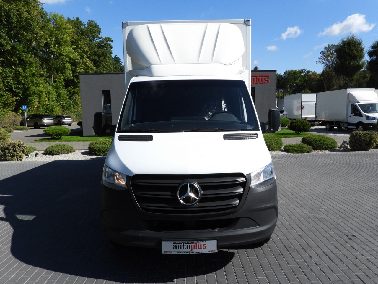 MERCEDES SPRINTER 315 BOX LIFT 8 PALLETS AIR CONDITIONING 150HP - Furgonas su krovinių dėže: foto 5 MERCEDES SPRINTER 315 BOX LIFT 8 PALLETS AIR CONDITIONING 150HP - Furgonas su krovinių dėže: foto 5