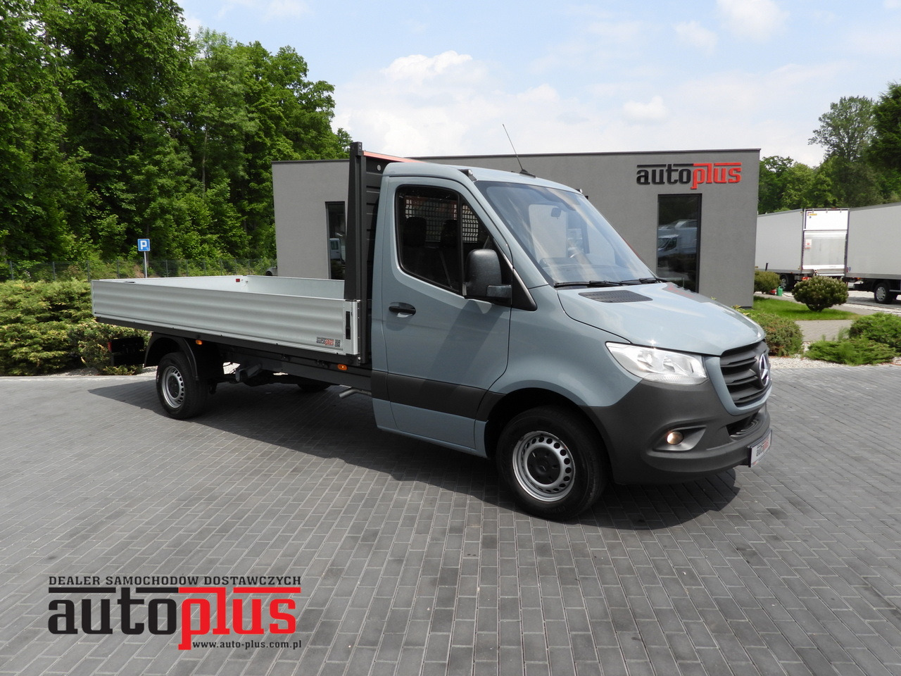 MERCEDES SPRINTER 315 STAKE BODY 8 PALLETS CRUISE CONTROL AIR CONDITIONING 150HP - Bortinis automobilis: foto 1 MERCEDES SPRINTER 315 STAKE BODY 8 PALLETS CRUISE CONTROL AIR CONDITIONING 150HP - Bortinis automobilis: foto 1