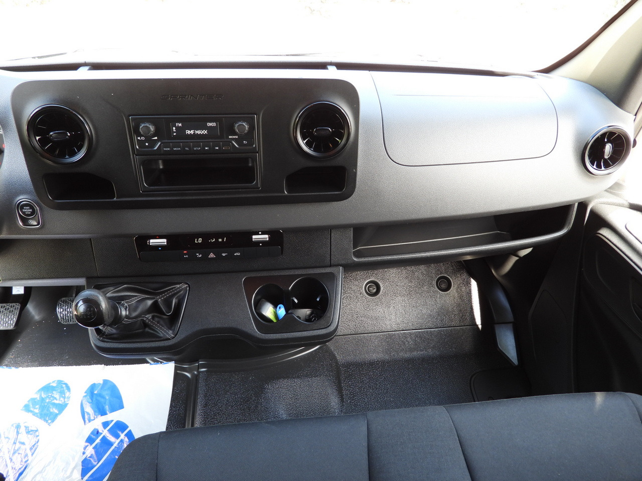 Krovininis mikroautobusas MERCEDES SPRINTER 316 VAN AIR CONDITIONING  165HP: foto 34