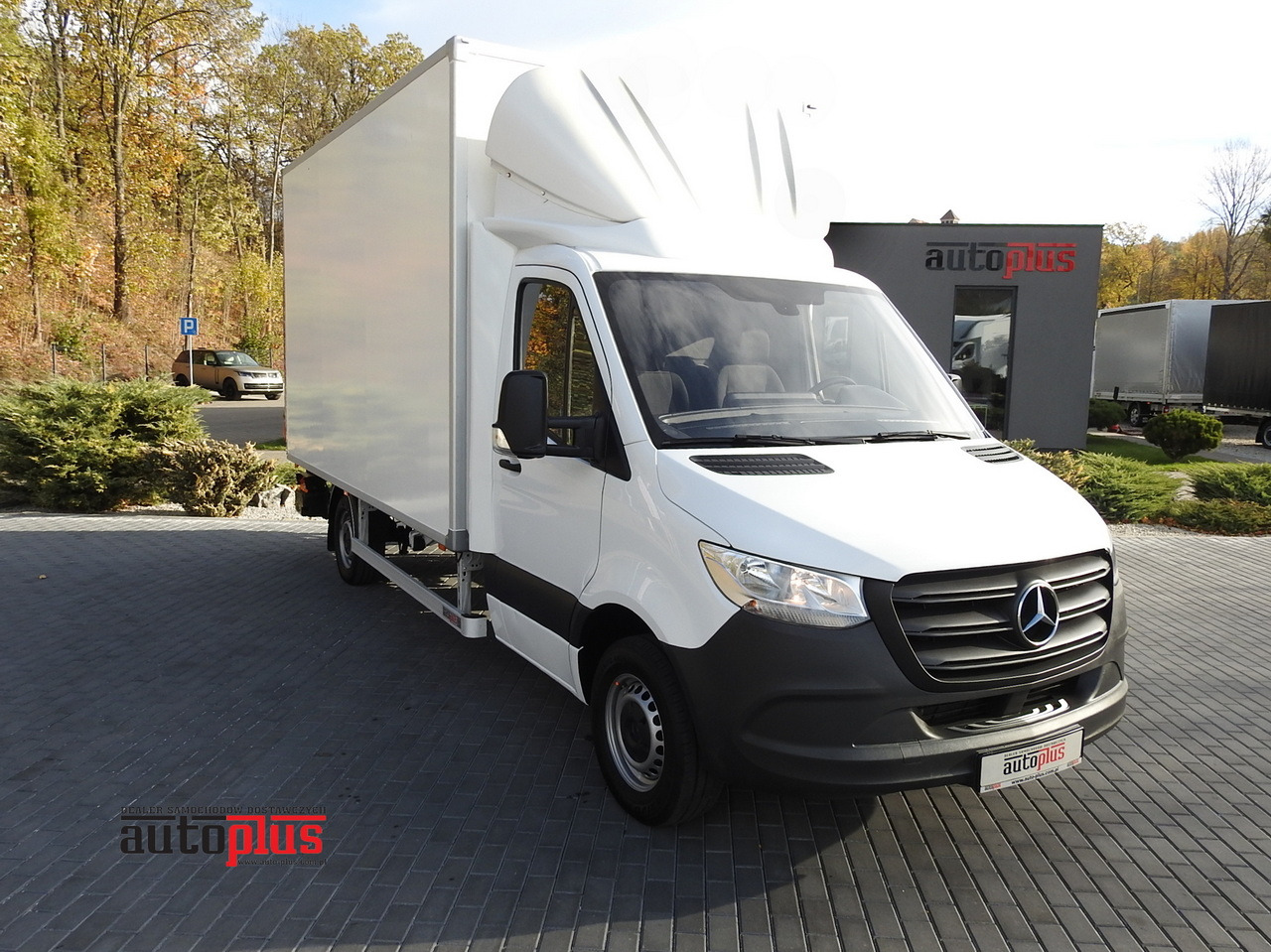 MERCEDES SPRINTER BOX LIFT 8 PALLETS AIR CONDITIONING 150HP - Furgonas su krovinių dėže: foto 1 MERCEDES SPRINTER BOX LIFT 8 PALLETS AIR CONDITIONING 150HP - Furgonas su krovinių dėže: foto 1