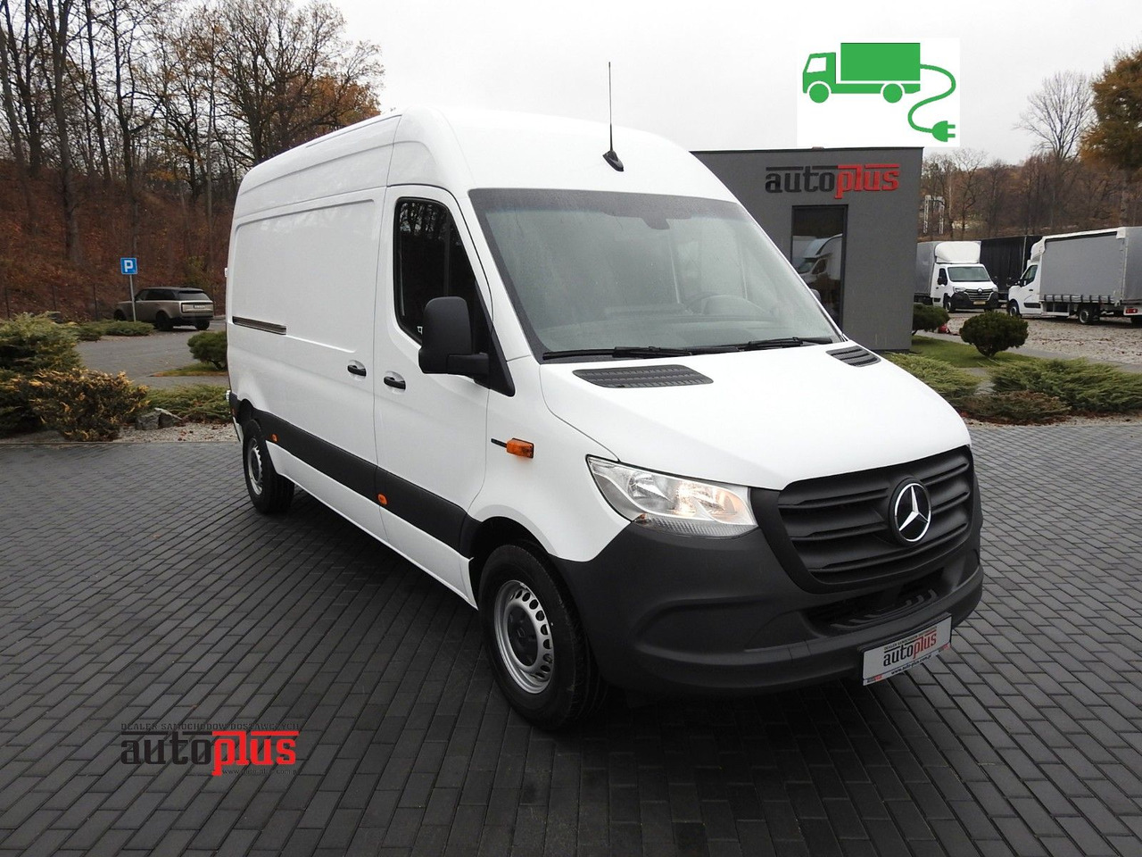 Mercedes-Benz ESPRINTER NEUE ELEKTRISCHEN KASTENWAGEN AUTOMAT - Krovininis mikroautobusas, Elektrinis furgonas: foto 1 Mercedes-Benz ESPRINTER NEUE ELEKTRISCHEN KASTENWAGEN AUTOMAT - Krovininis mikroautobusas, Elektrinis furgonas: foto 1