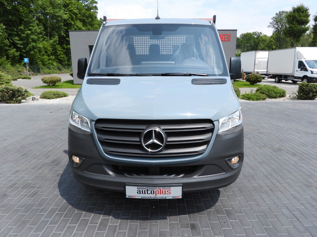 Mercedes-Benz SPRINTER 315 PRITSCHE 8 PALETTEN TEMPOMAT - Bortinis automobilis: foto 5 Mercedes-Benz SPRINTER 315 PRITSCHE 8 PALETTEN TEMPOMAT - Bortinis automobilis: foto 5