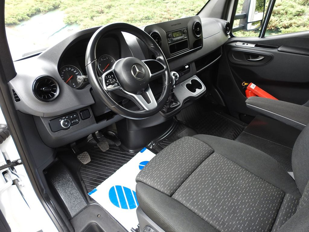 Mercedes-Benz SPRINTER 316 PRITSCHE PLANE 10 PALETTEN WEBASTO - Tentinis mikroautobusas, Komercinis automobilis su dviguba kabina: foto 2 Mercedes-Benz SPRINTER 316 PRITSCHE PLANE 10 PALETTEN WEBASTO - Tentinis mikroautobusas, Komercinis automobilis su dviguba kabina: foto 2