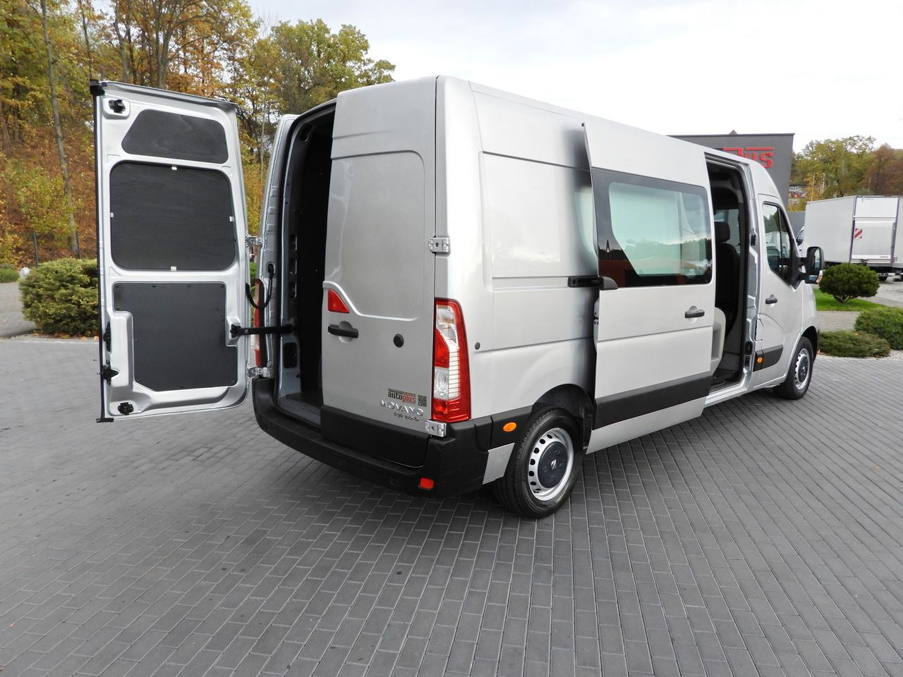 OPEL MOVANO BOX DELIVERY VAN 7 SEATS CRUISE CONTROL LED LIGHTS AIR CONDITIONING 180HP - Krovininis mikroautobusas: foto 3 OPEL MOVANO BOX DELIVERY VAN 7 SEATS CRUISE CONTROL LED LIGHTS AIR CONDITIONING 180HP - Krovininis mikroautobusas: foto 3