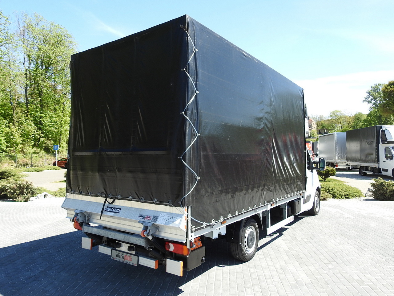 OPEL MOVANO - Tentinis mikroautobusas: foto 3 OPEL MOVANO - Tentinis mikroautobusas: foto 3