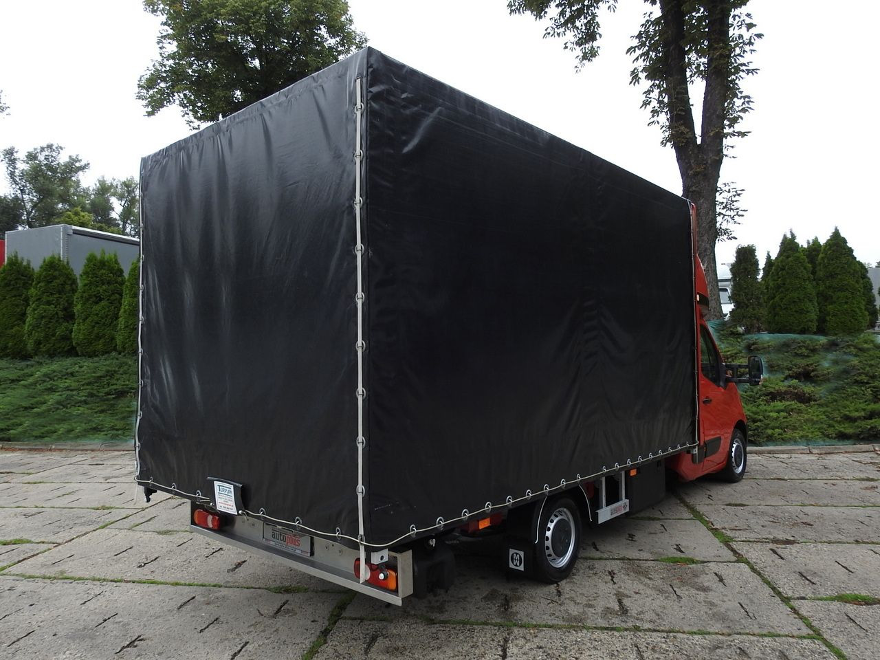 OPEL MOVANO - Tentinis mikroautobusas: foto 3 OPEL MOVANO - Tentinis mikroautobusas: foto 3