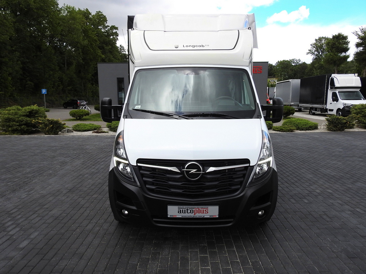 OPEL MOVANO TARPAULIN 10 PALLETS WEBASTO CRUISE CONTROL AIR CONDITIONING PNEUMATICS 165HP - Tentinis mikroautobusas: foto 5 OPEL MOVANO TARPAULIN 10 PALLETS WEBASTO CRUISE CONTROL AIR CONDITIONING PNEUMATICS 165HP - Tentinis mikroautobusas: foto 5