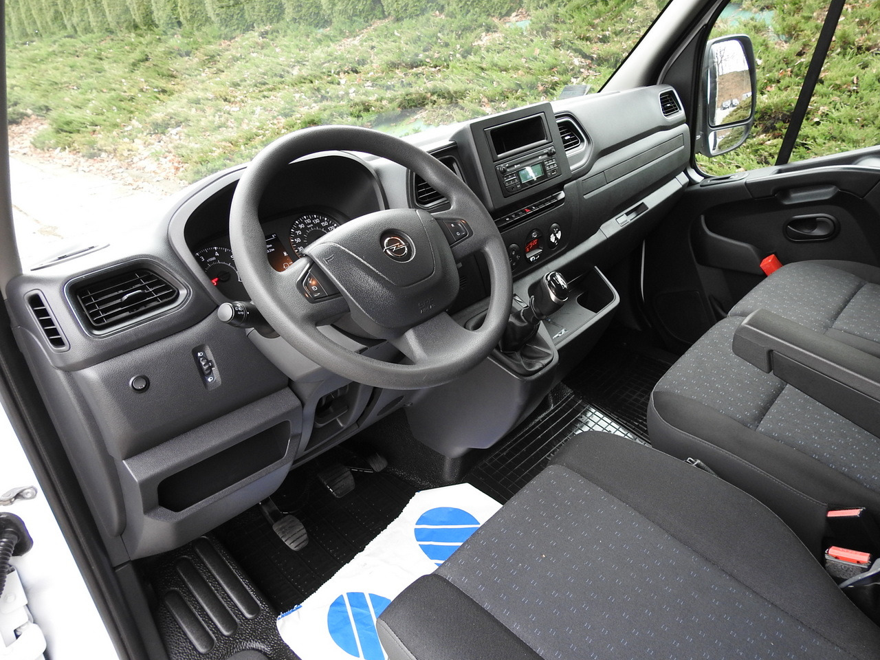OPEL MOVANO TARPAULIN LIFT 10 PALLETS CRUISE CONTROL AIR CONDITIONING LED LIGHTS PNEUMATICS TWIN WHEELS 165HP - Tentinis mikroautobusas: foto 2 OPEL MOVANO TARPAULIN LIFT 10 PALLETS CRUISE CONTROL AIR CONDITIONING LED LIGHTS PNEUMATICS TWIN WHEELS 165HP - Tentinis mikroautobusas: foto 2