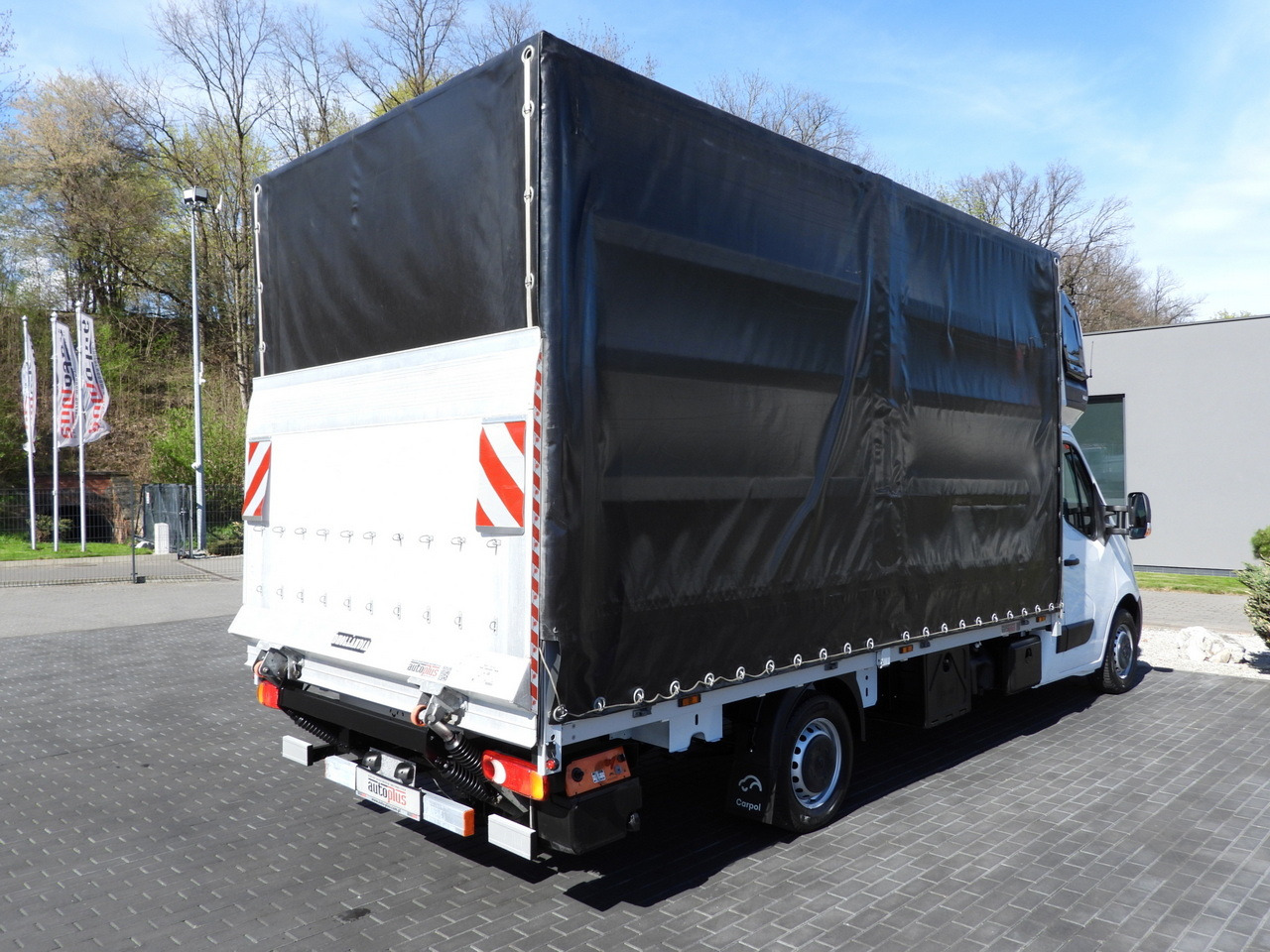 OPEL MOVANO TARPAULIN LIFT 9 PALLETS WEBASTO CRUISE CONTROL LED LIGHTS PNEUMATICS AIR CONDITIONING 165HP - Tentinis mikroautobusas: foto 3 OPEL MOVANO TARPAULIN LIFT 9 PALLETS WEBASTO CRUISE CONTROL LED LIGHTS PNEUMATICS AIR CONDITIONING 165HP - Tentinis mikroautobusas: foto 3