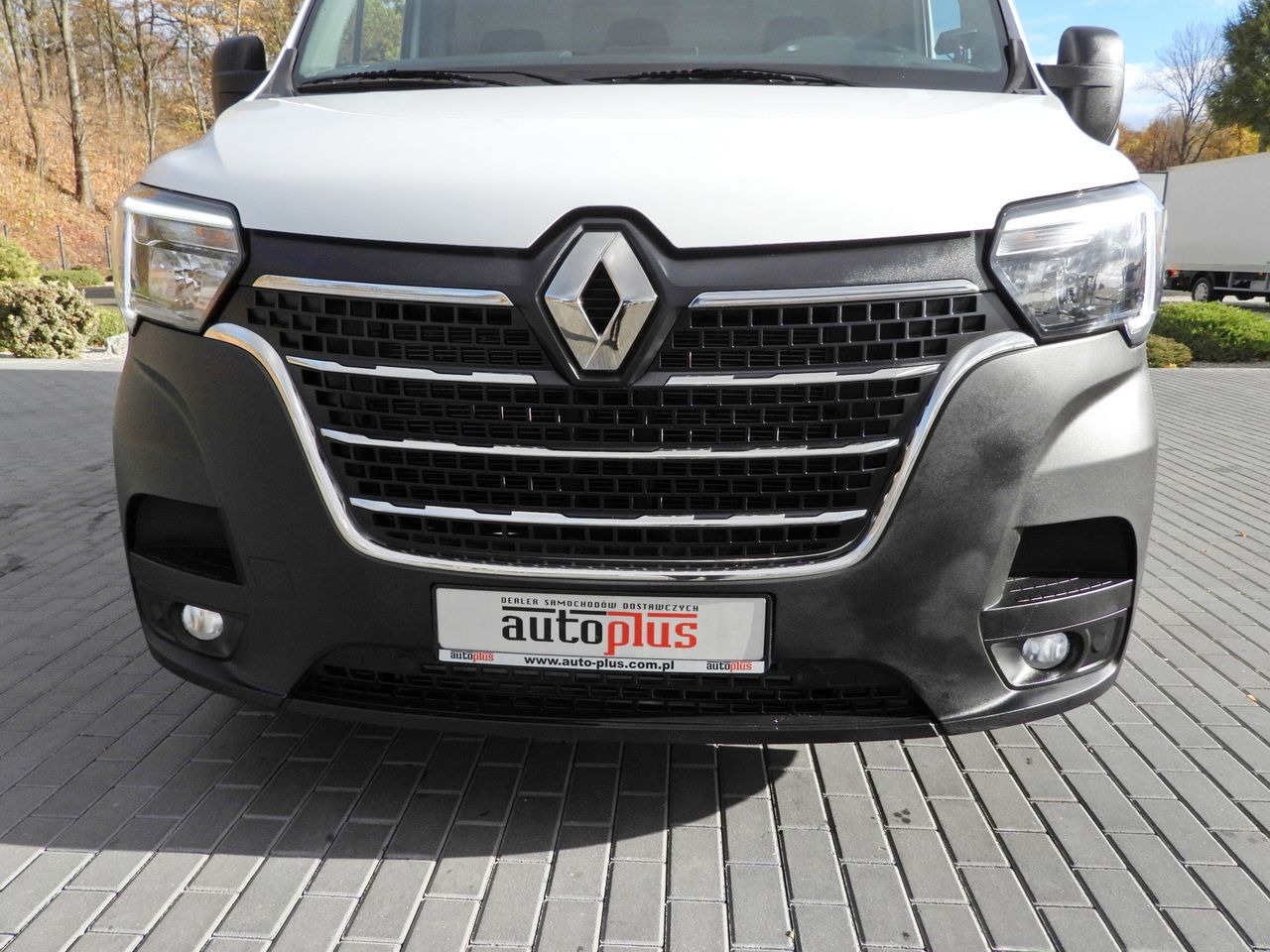 Furgonas šaldytuvas RENAULT MASTER REFRIGERATOR VAN 0*C CRUISE CONTROL LED LIGHTS AIR CONDITIONING 135HP: foto 16 Furgonas šaldytuvas RENAULT MASTER REFRIGERATOR VAN 0*C CRUISE CONTROL LED LIGHTS AIR CONDITIONING 135HP: foto 16
