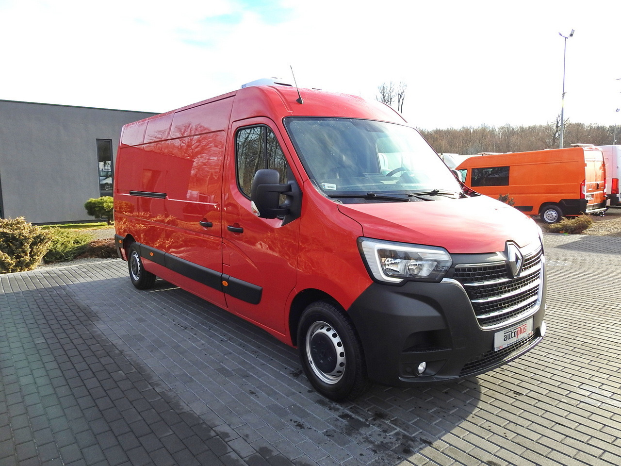 RENAULT MASTER REFRIGERATOR VAN 1*C CRUISE CONTROL AIR CONDITIONING LED LIGHTS 135HP - Furgonas šaldytuvas: foto 4 RENAULT MASTER REFRIGERATOR VAN 1*C CRUISE CONTROL AIR CONDITIONING LED LIGHTS 135HP - Furgonas šaldytuvas: foto 4