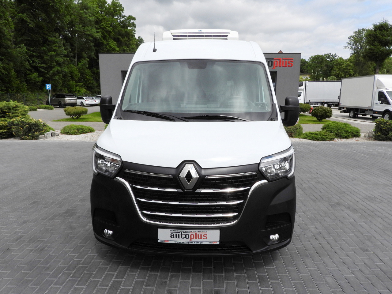 RENAULT MASTER REFRIGERATOR VAN -5*C CRUISE CONTROL NAVIGATION LED LIGHTS AIR CONDITIONING 135HP - Furgonas šaldytuvas: foto 5 RENAULT MASTER REFRIGERATOR VAN -5*C CRUISE CONTROL NAVIGATION LED LIGHTS AIR CONDITIONING 135HP - Furgonas šaldytuvas: foto 5
