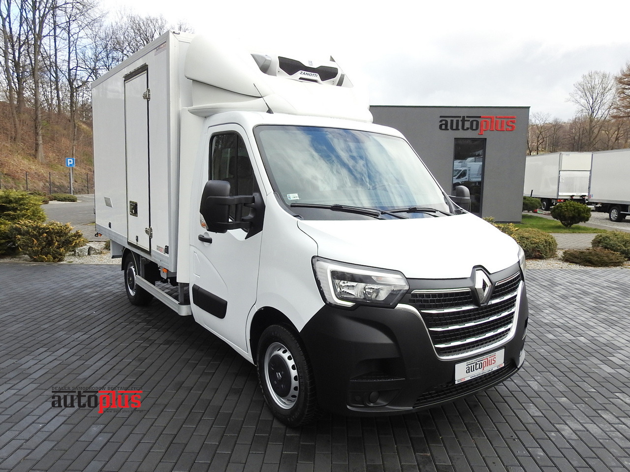 RENAULT MASTER REGRIGERATOR BOX 0*C LED LIGHTS AIR CONDITIONING 145HP - Furgonas šaldytuvas: foto 1 RENAULT MASTER REGRIGERATOR BOX 0*C LED LIGHTS AIR CONDITIONING 145HP - Furgonas šaldytuvas: foto 1