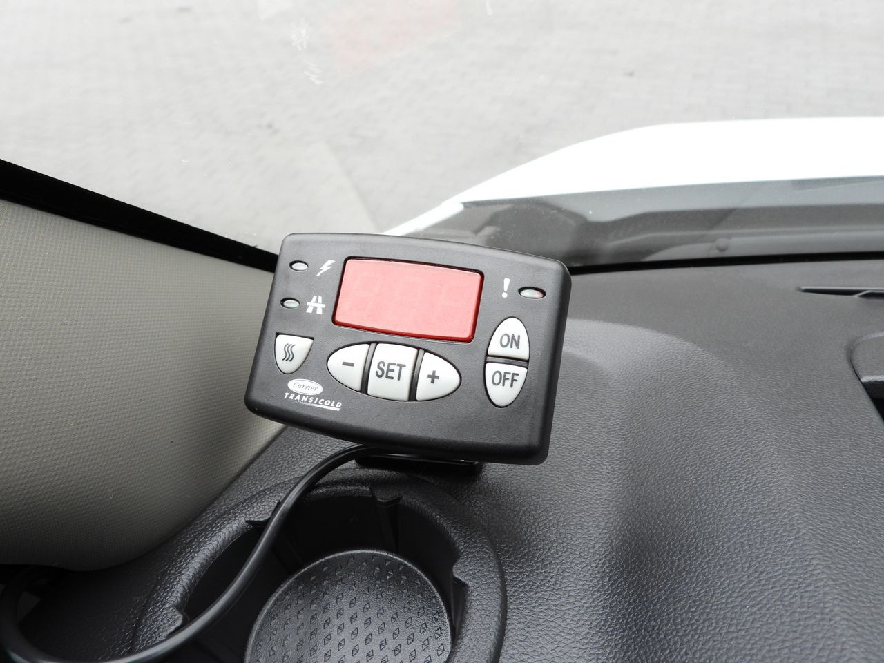Furgonas šaldytuvas RENAULT MASTER REGRIGERATOR BOX 0*C LED LIGHTS AIR CONDITIONING  165HP: foto 26