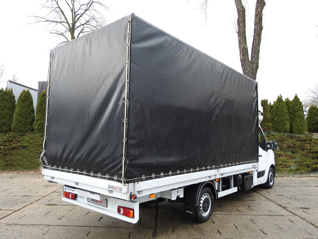 RENAULT MASTER TARPAULIN 10 PALLETS WEBASTO CRUISE CONTROL AIR CONDITIONING LED LIGHTS PNEUMATICS 165HP - Tentinis mikroautobusas: foto 3 RENAULT MASTER TARPAULIN 10 PALLETS WEBASTO CRUISE CONTROL AIR CONDITIONING LED LIGHTS PNEUMATICS 165HP - Tentinis mikroautobusas: foto 3