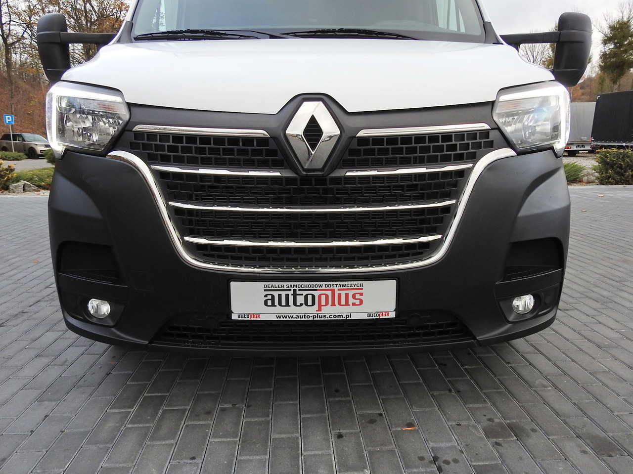 Tentinis mikroautobusas RENAULT MASTER TARPAULIN 10 PALLETS WEBASTO CRUISE CONTROL AIR CONDITIONING LED LIGHTS PNEUMATICS 165HP: foto 14 Tentinis mikroautobusas RENAULT MASTER TARPAULIN 10 PALLETS WEBASTO CRUISE CONTROL AIR CONDITIONING LED LIGHTS PNEUMATICS 165HP: foto 14