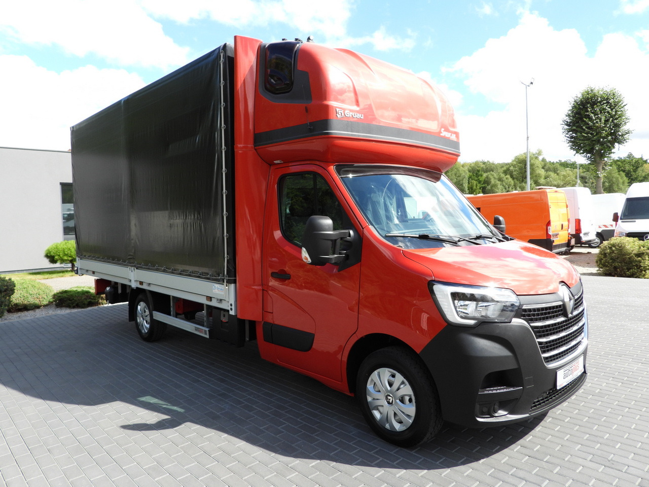 RENAULT MASTER TARPAULIN 10 PALLETS WEBASTO CRUISE CONTROL LED LIGHTS AIR CONDITIONING 165HP - Tentinis mikroautobusas: foto 4 RENAULT MASTER TARPAULIN 10 PALLETS WEBASTO CRUISE CONTROL LED LIGHTS AIR CONDITIONING 165HP - Tentinis mikroautobusas: foto 4
