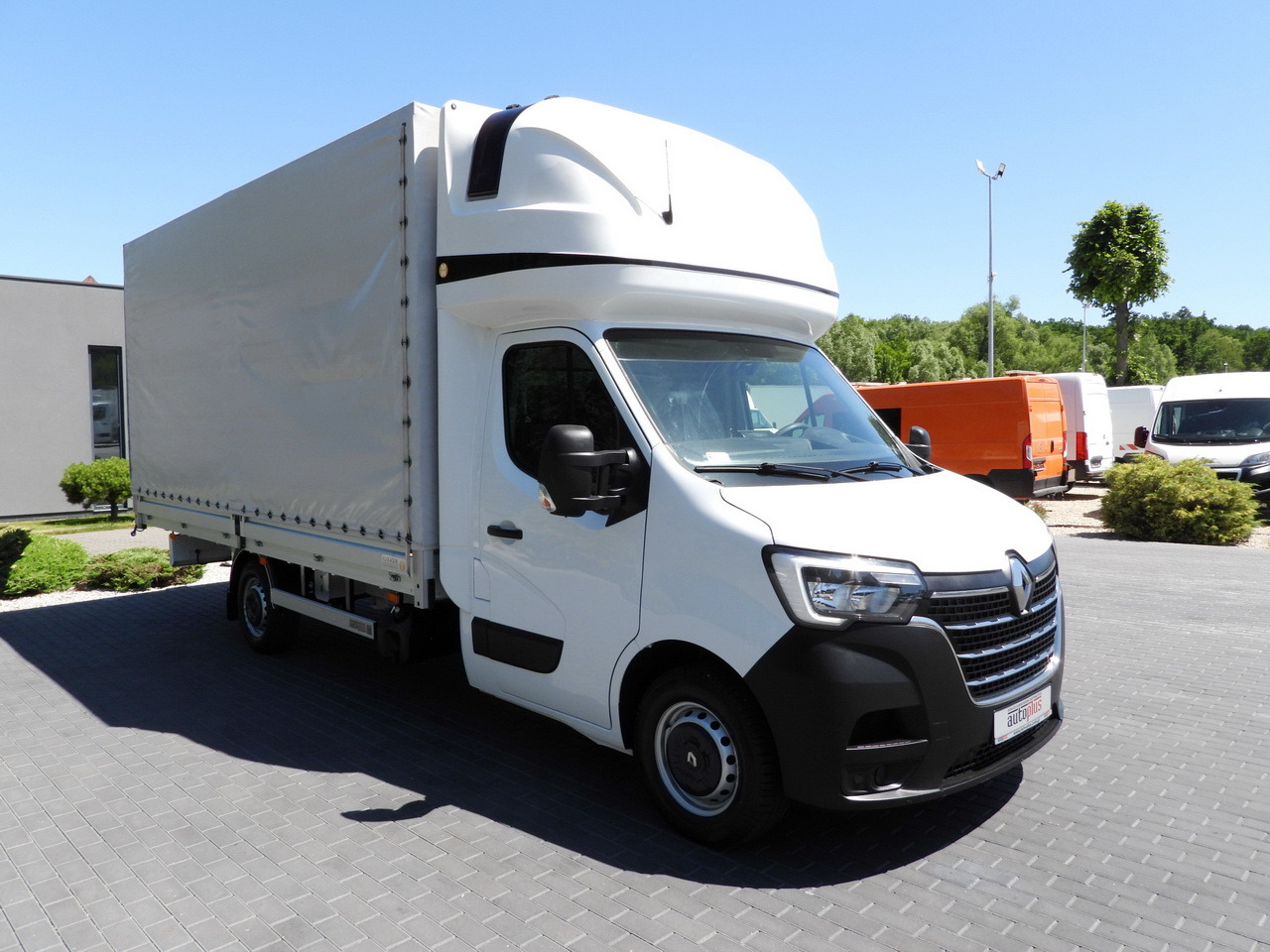 RENAULT MASTER TARPAULIN 10 PALLETS WEBASTO CRUISE CONTROL LED LIGHTS PNEUMATICS AIR CONDITIONING 165HP - Tentinis mikroautobusas: foto 4 RENAULT MASTER TARPAULIN 10 PALLETS WEBASTO CRUISE CONTROL LED LIGHTS PNEUMATICS AIR CONDITIONING 165HP - Tentinis mikroautobusas: foto 4