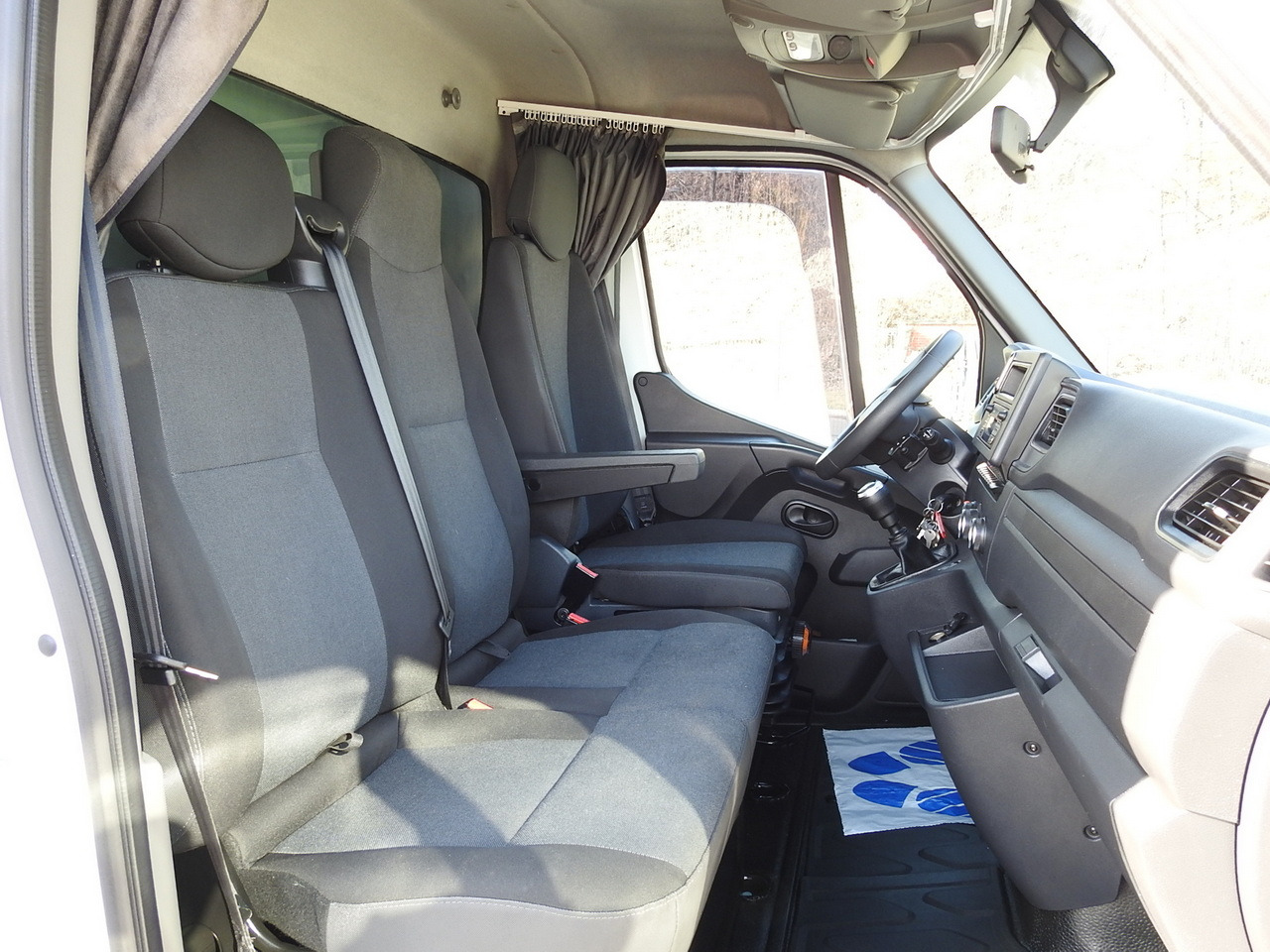 Tentinis mikroautobusas RENAULT MASTER  TARPAULIN 10 PALLETS WEBASTO CRUISE CONTROL LED LIGHTS PNEUMATICS AIR CONDITIONING  165HP: foto 39
