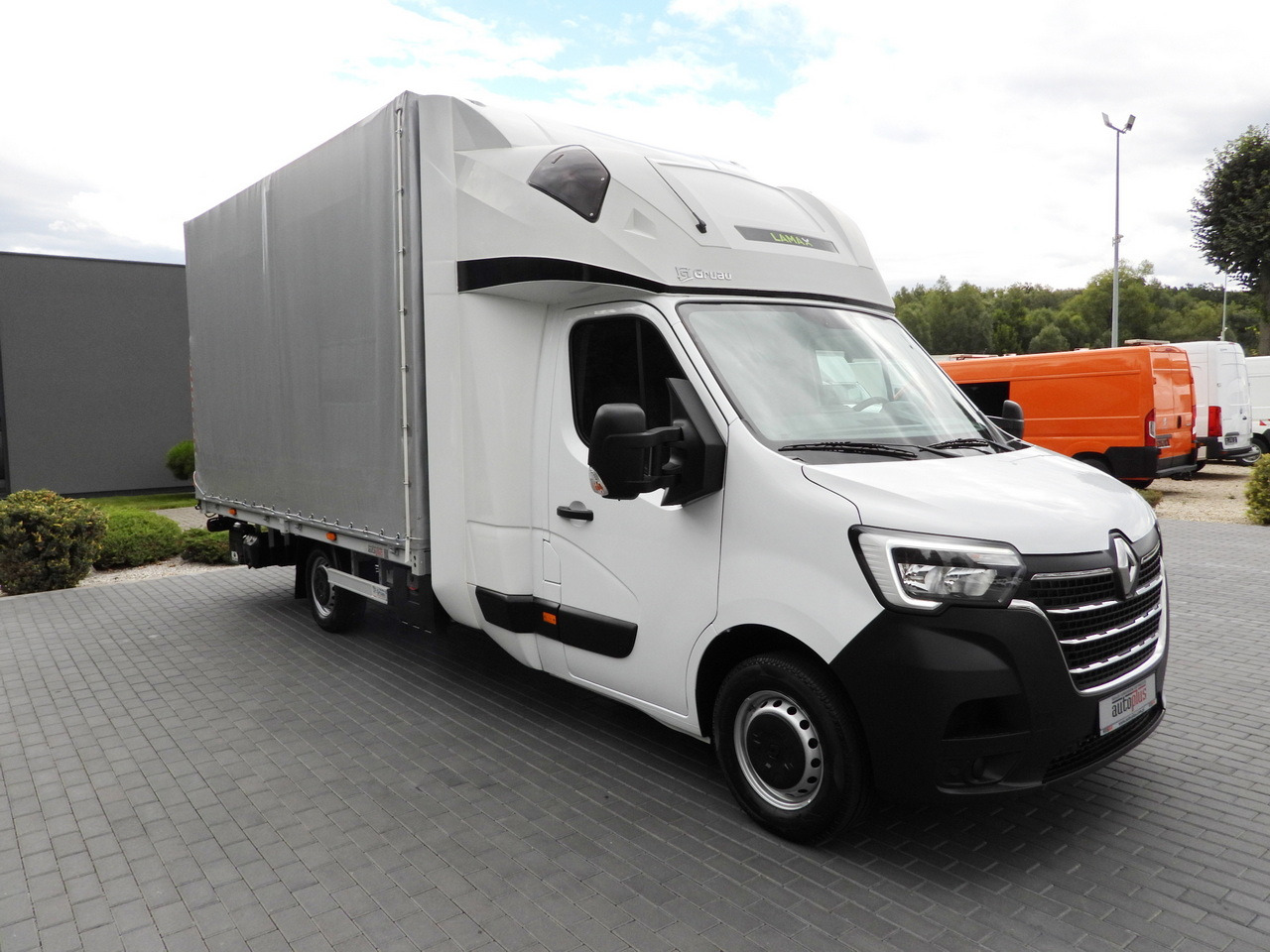 RENAULT MASTER TARPAULIN LIFT 10 PALLETS WEBASTO CRUISE CONTROL LED LIGHTS AIR CONDITIONING 165HP - Tentinis mikroautobusas: foto 4 RENAULT MASTER TARPAULIN LIFT 10 PALLETS WEBASTO CRUISE CONTROL LED LIGHTS AIR CONDITIONING 165HP - Tentinis mikroautobusas: foto 4