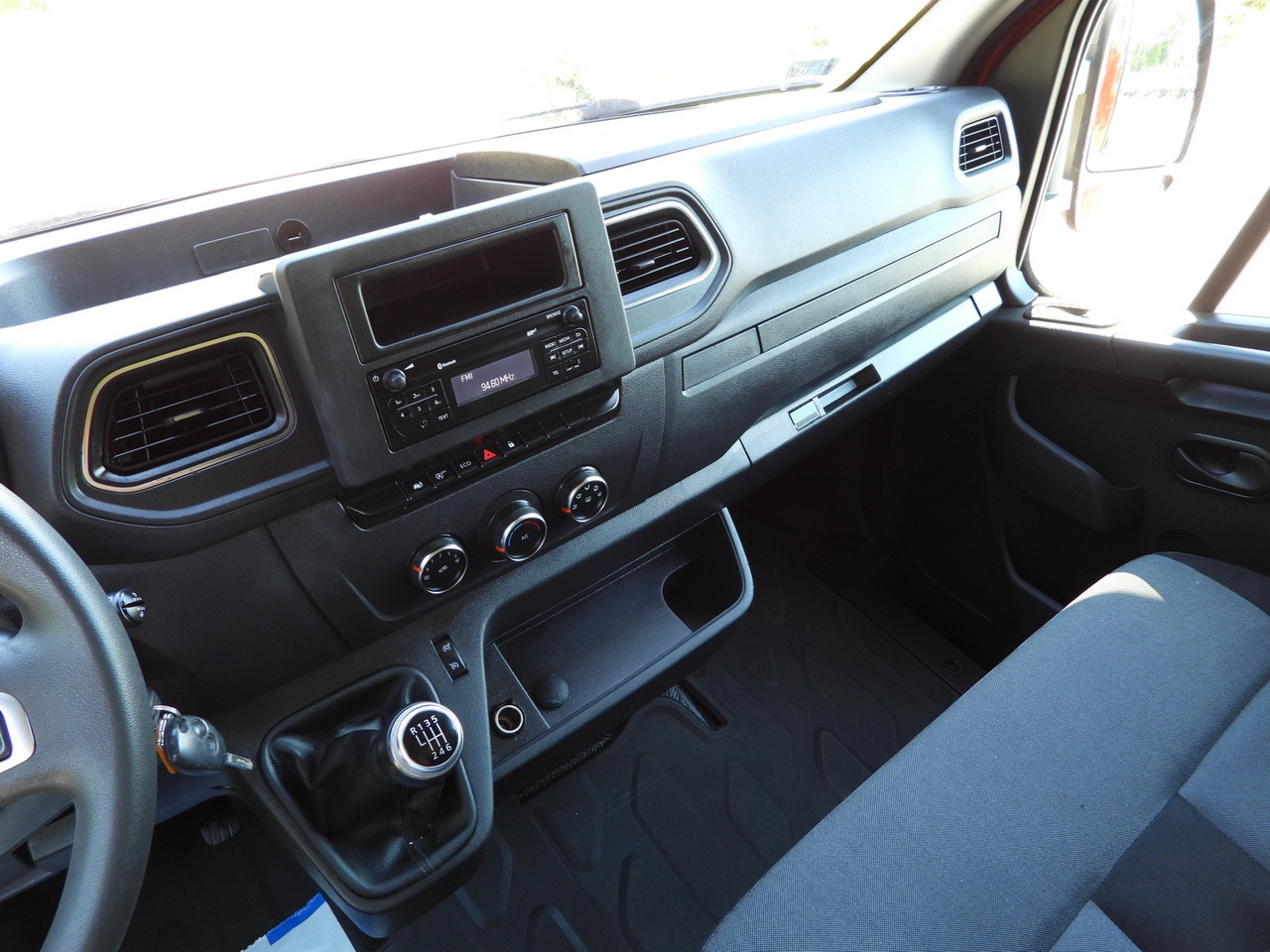 Tentinis mikroautobusas RENAULT MASTER  TARPAULIN WEBASTO CRUISE CONTROL LED LIGHTS PNEUMATICS AIR CONDITIONING  165HP: foto 32