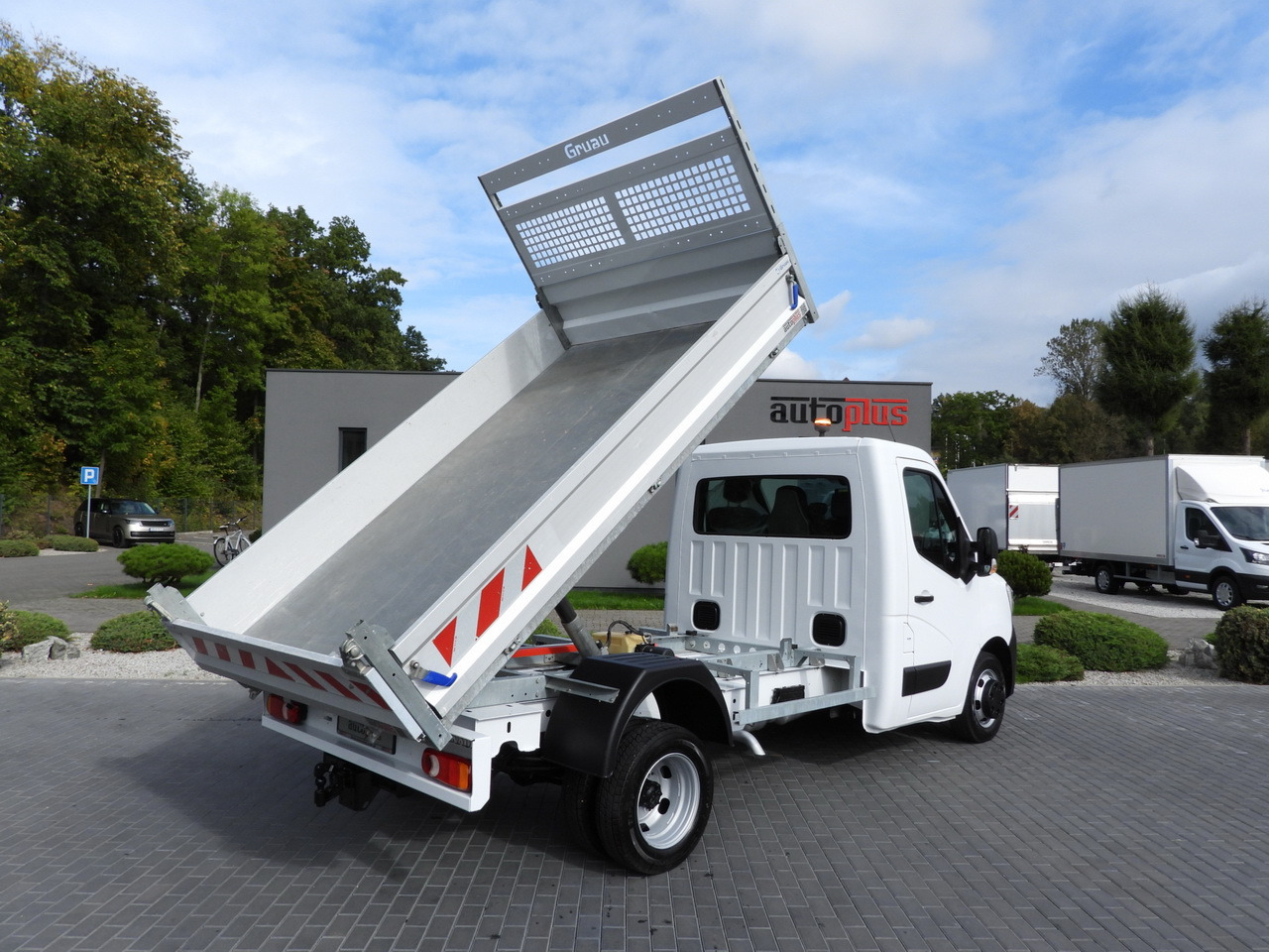 RENAULT MASTER TIPPER CRUISE CONTROL LED LIGHTS TWIN WHEELS AIR CONDITIONING 130HP - Mažas savivartis: foto 4 RENAULT MASTER TIPPER CRUISE CONTROL LED LIGHTS TWIN WHEELS AIR CONDITIONING 130HP - Mažas savivartis: foto 4