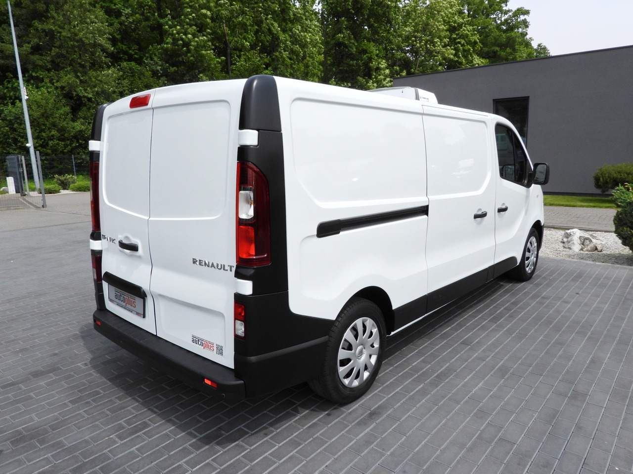 Furgonas šaldytuvas RENAULT TRAFIC  REFRIGERATOR VAN 0*C CRUISE CONTROL LED LIGHTS AIR CONDITIONING  120HP: foto 14