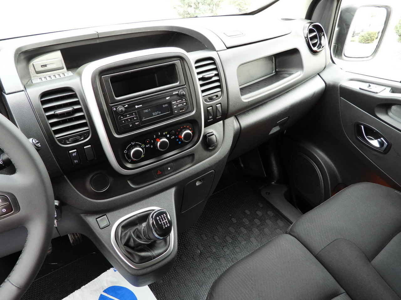 Furgonas šaldytuvas RENAULT TRAFIC  REFRIGERATOR VAN 0*C CRUISE CONTROL LED LIGHTS AIR CONDITIONING  120HP: foto 33