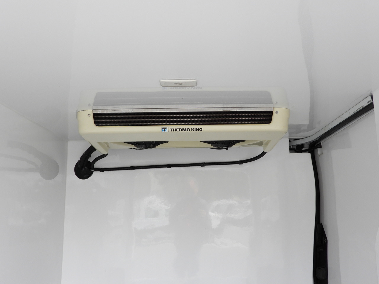 Furgonas šaldytuvas RENAULT TRAFIC  REFRIGERATOR VAN 0*C CRUISE CONTROL LED LIGHTS AIR CONDITIONING  120HP: foto 24