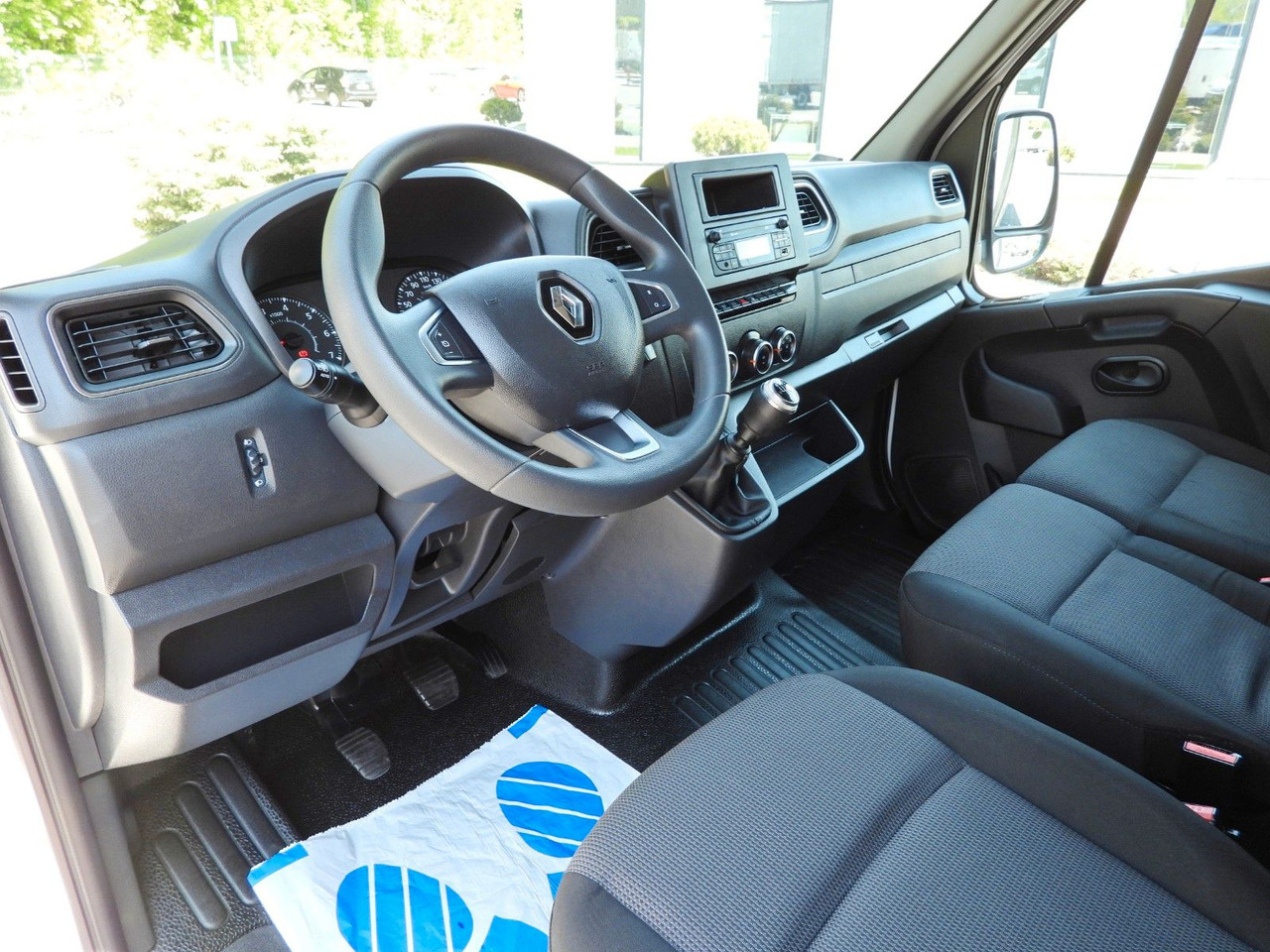 Renault MASTER PRITSCHE PLANE 10 PALETTEN WEBASTO A/C - Tentinis mikroautobusas: foto 2 Renault MASTER PRITSCHE PLANE 10 PALETTEN WEBASTO A/C - Tentinis mikroautobusas: foto 2