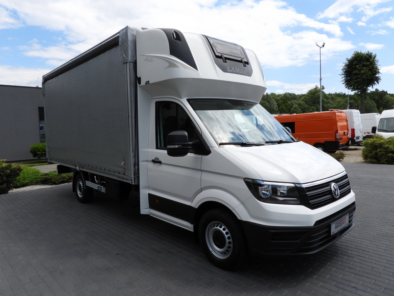 VOLKSWAGEN CRAFTER TARPAULIN 10 PALLETS WEBASTO CRUISE CONTROL AIR CONDITIONING 180HP - Tentinis mikroautobusas: foto 4 VOLKSWAGEN CRAFTER TARPAULIN 10 PALLETS WEBASTO CRUISE CONTROL AIR CONDITIONING 180HP - Tentinis mikroautobusas: foto 4