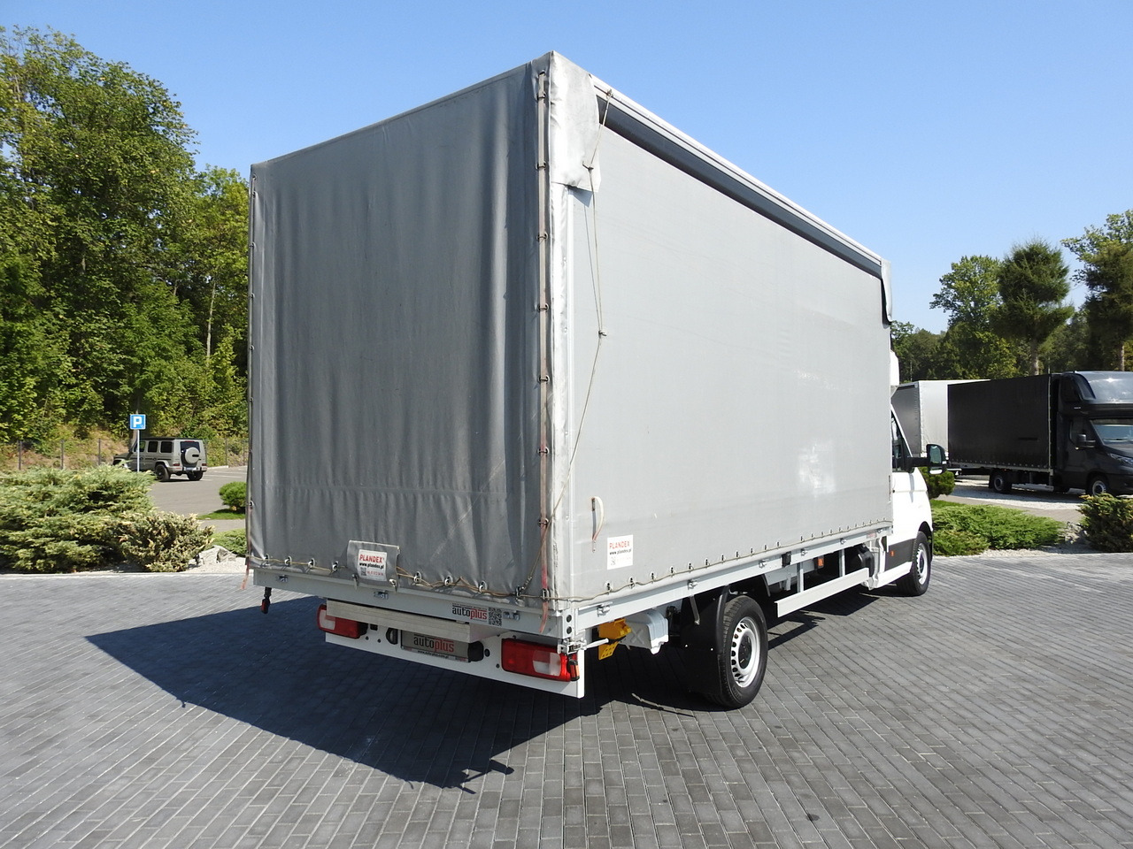 VOLKSWAGEN CRAFTER TARPAULIN 10 PALLETS WEBASTO CRUISE CONTROL AIR CONDITIONING LED LIGHTS 180HP - Tentinis mikroautobusas: foto 3 VOLKSWAGEN CRAFTER TARPAULIN 10 PALLETS WEBASTO CRUISE CONTROL AIR CONDITIONING LED LIGHTS 180HP - Tentinis mikroautobusas: foto 3