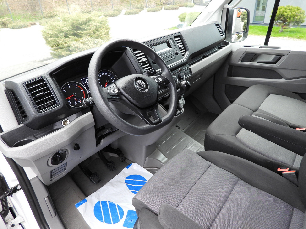 VOLKSWAGEN CRAFTER TARPAULIN 10 PALLETS WEBASTO CRUISE CONTROL LED LIGHTS 180HP - Tentinis mikroautobusas: foto 2 VOLKSWAGEN CRAFTER TARPAULIN 10 PALLETS WEBASTO CRUISE CONTROL LED LIGHTS 180HP - Tentinis mikroautobusas: foto 2