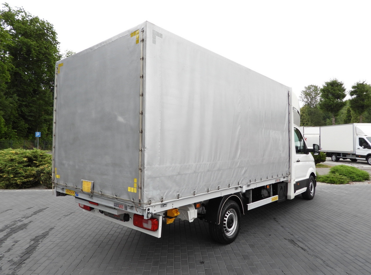 VOLKSWAGEN CRAFTER TARPAULIN 8 PALLETS WEBASTO CRUISE CONTROL LED LIGHTS AIR CONDITIONING 180HP - Tentinis mikroautobusas: foto 3 VOLKSWAGEN CRAFTER TARPAULIN 8 PALLETS WEBASTO CRUISE CONTROL LED LIGHTS AIR CONDITIONING 180HP - Tentinis mikroautobusas: foto 3