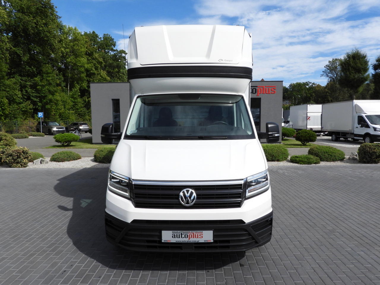 VOLKSWAGEN CRAFTER TARPAULIN LIFT 8 PALLETS WEBASTO CRUISE CONTROL LED LIGHTS AIR CONDITIONING  180HP - Tentinis mikroautobusas: foto 5 VOLKSWAGEN CRAFTER TARPAULIN LIFT 8 PALLETS WEBASTO CRUISE CONTROL LED LIGHTS AIR CONDITIONING  180HP - Tentinis mikroautobusas: foto 5