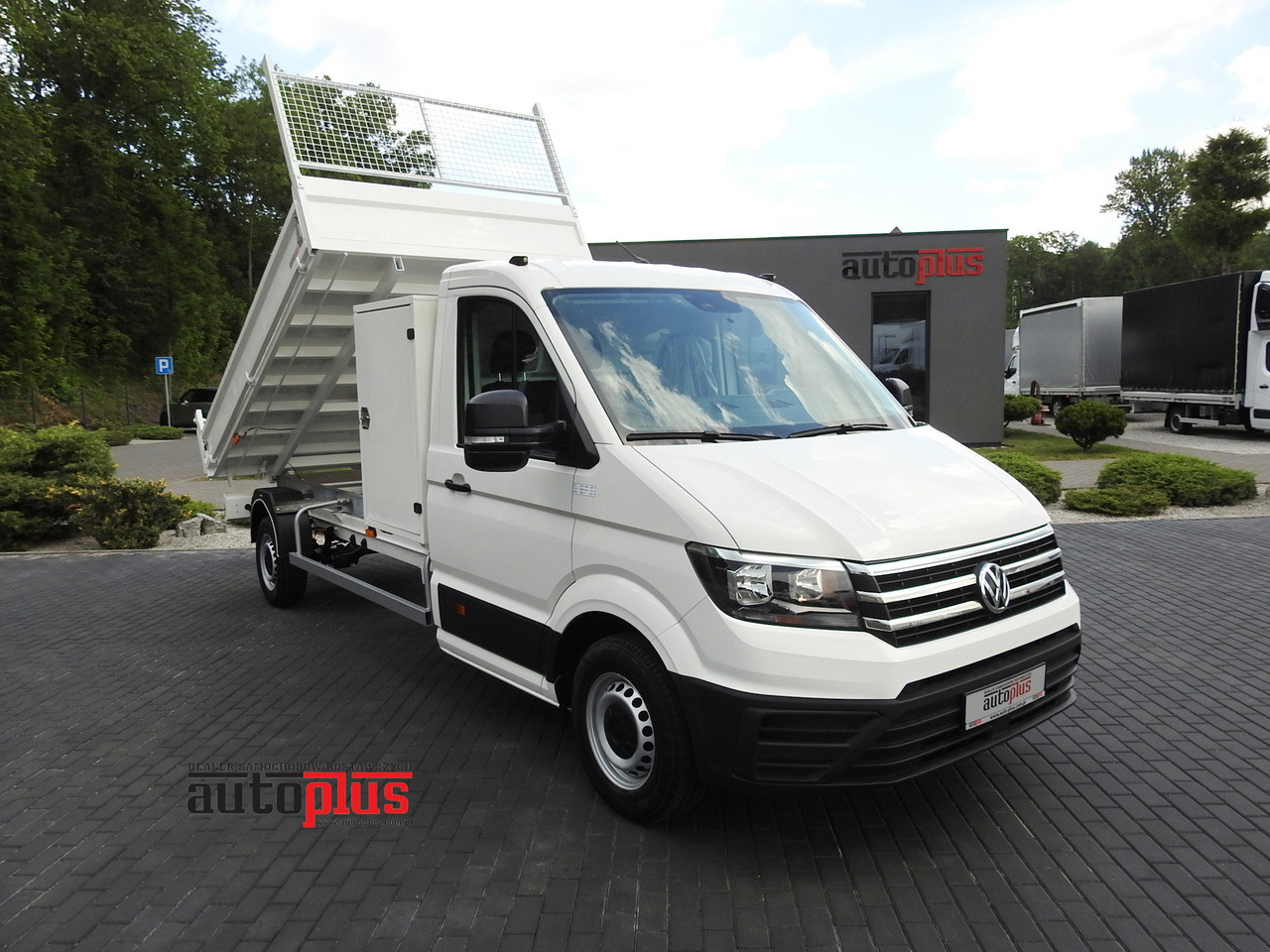 VOLKSWAGEN CRAFTER TIPPER CRUISE CONTROL 100HP - Mažas savivartis: foto 1 VOLKSWAGEN CRAFTER TIPPER CRUISE CONTROL 100HP - Mažas savivartis: foto 1