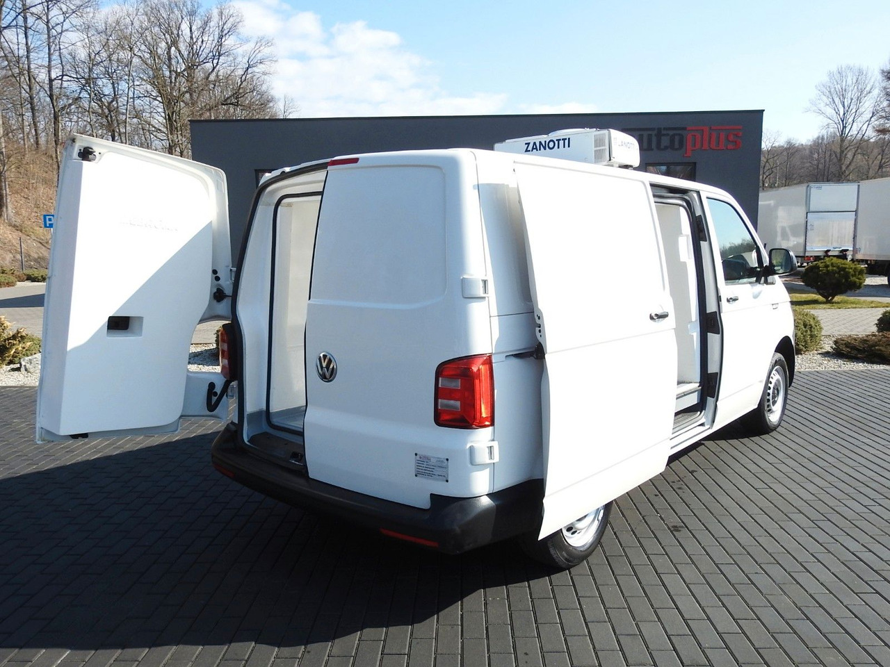 Volkswagen TRANSPORTER T6 KÜHLKASTENWAGEN 0*C TEMPOMAT - Furgonas šaldytuvas: foto 3 Volkswagen TRANSPORTER T6 KÜHLKASTENWAGEN 0*C TEMPOMAT - Furgonas šaldytuvas: foto 3