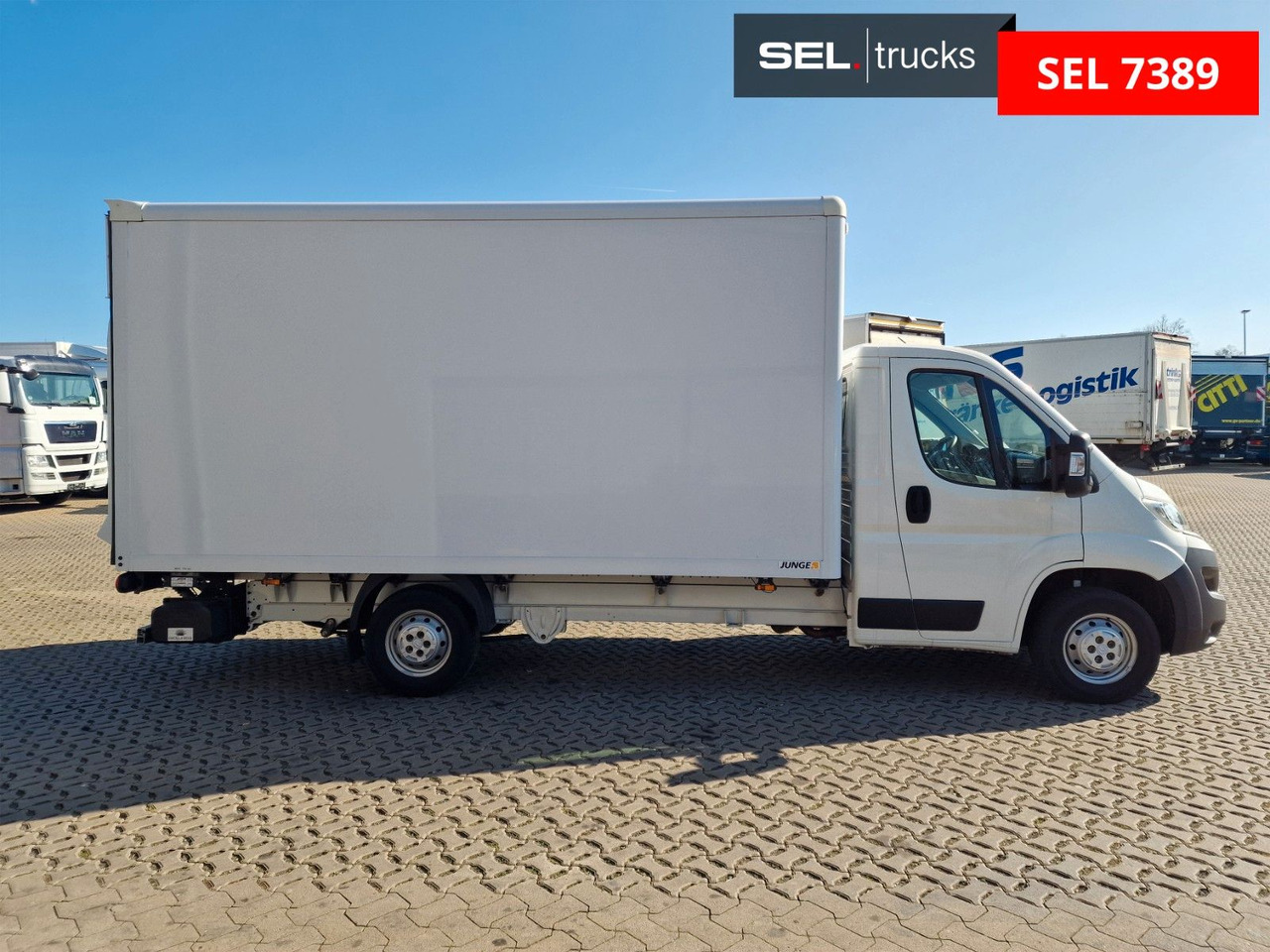 Citroën Jumper / Ladebordwand / 3 Sitzen / Klimaanlage - Furgonas su krovinių dėže: foto 4 Citroën Jumper / Ladebordwand / 3 Sitzen / Klimaanlage - Furgonas su krovinių dėže: foto 4