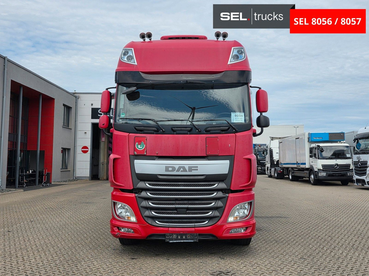 DAF XF 410 / ZF Intarder / Durchladezug - Tentinis sunkvežimis: foto 2 DAF XF 410 / ZF Intarder / Durchladezug - Tentinis sunkvežimis: foto 2
