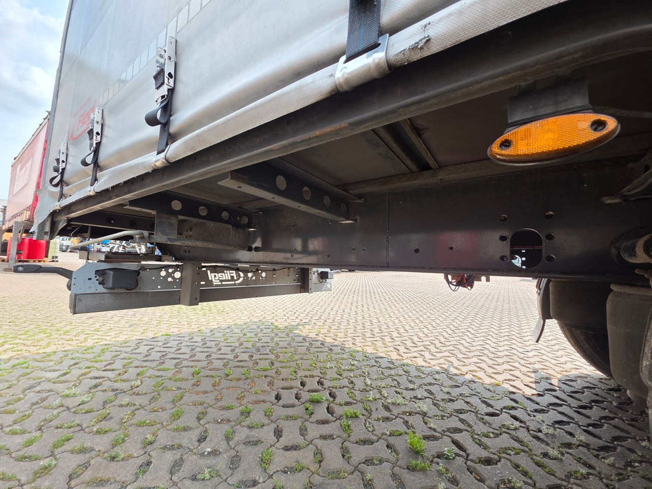 Tentinė puspriekabė Fliegl SZS320 / Hubdach / EDSCHA / Mega: foto 22