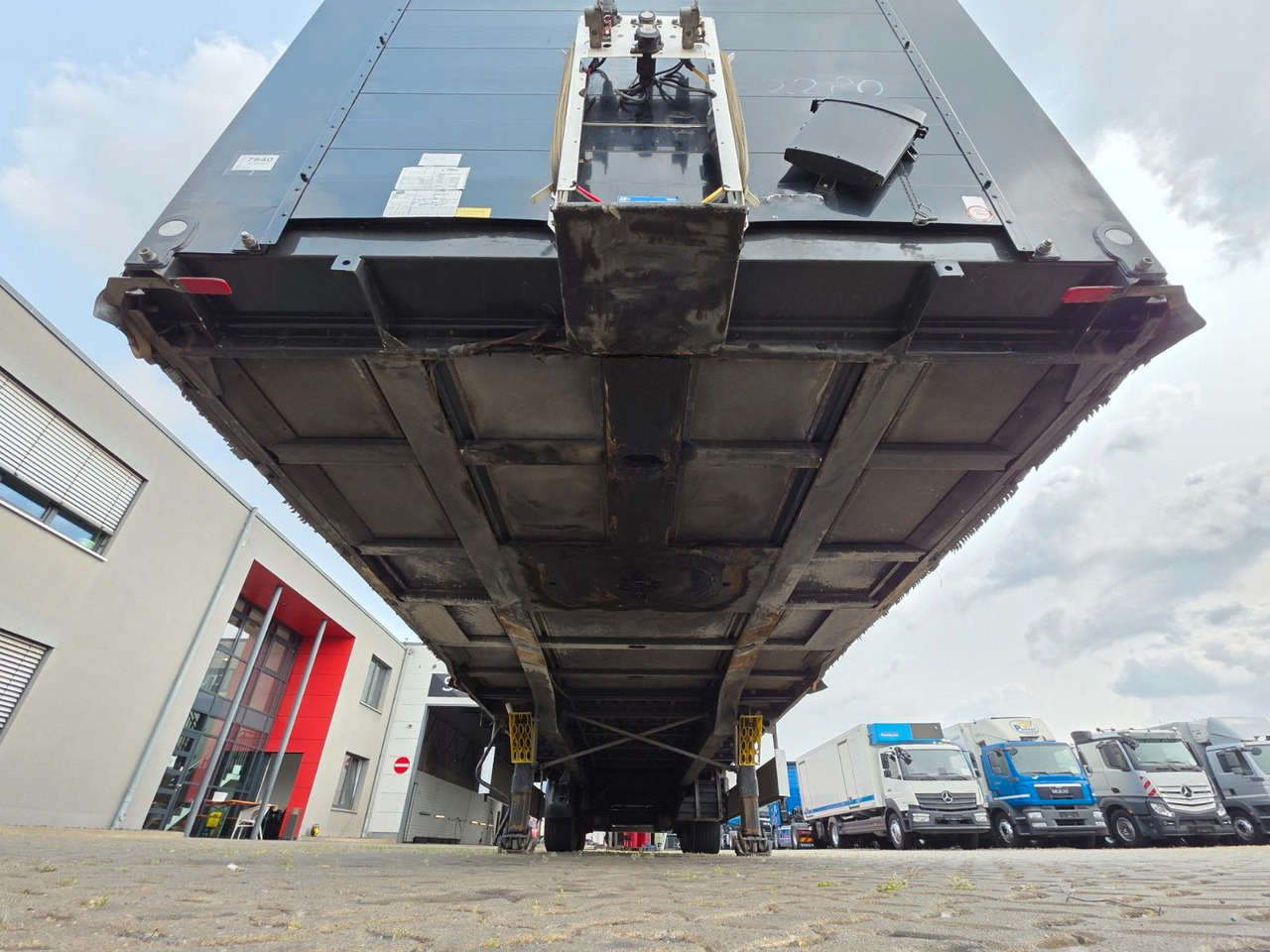 Tentinė puspriekabė Fliegl SZS320 / Hubdach / EDSCHA / Mega: foto 25